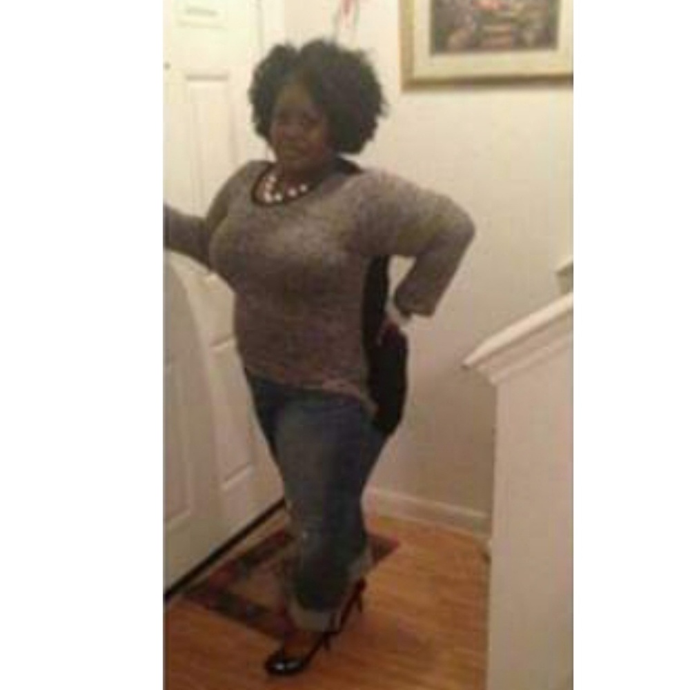 ***Plus Size High-Low Pullover*** - Picture 4 of 7